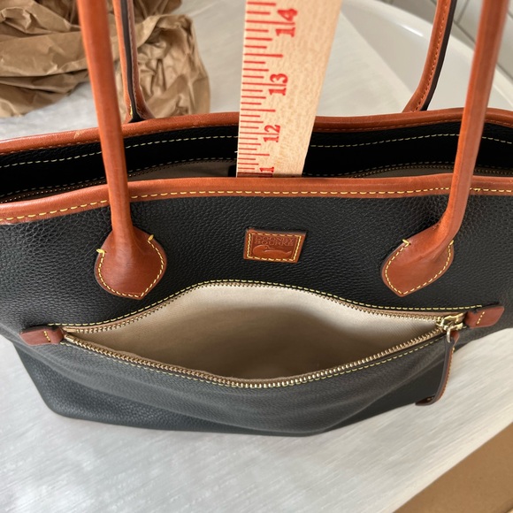 Dooney & Bourke Black and Tan Pebble Tote - Picture 7 of 16
